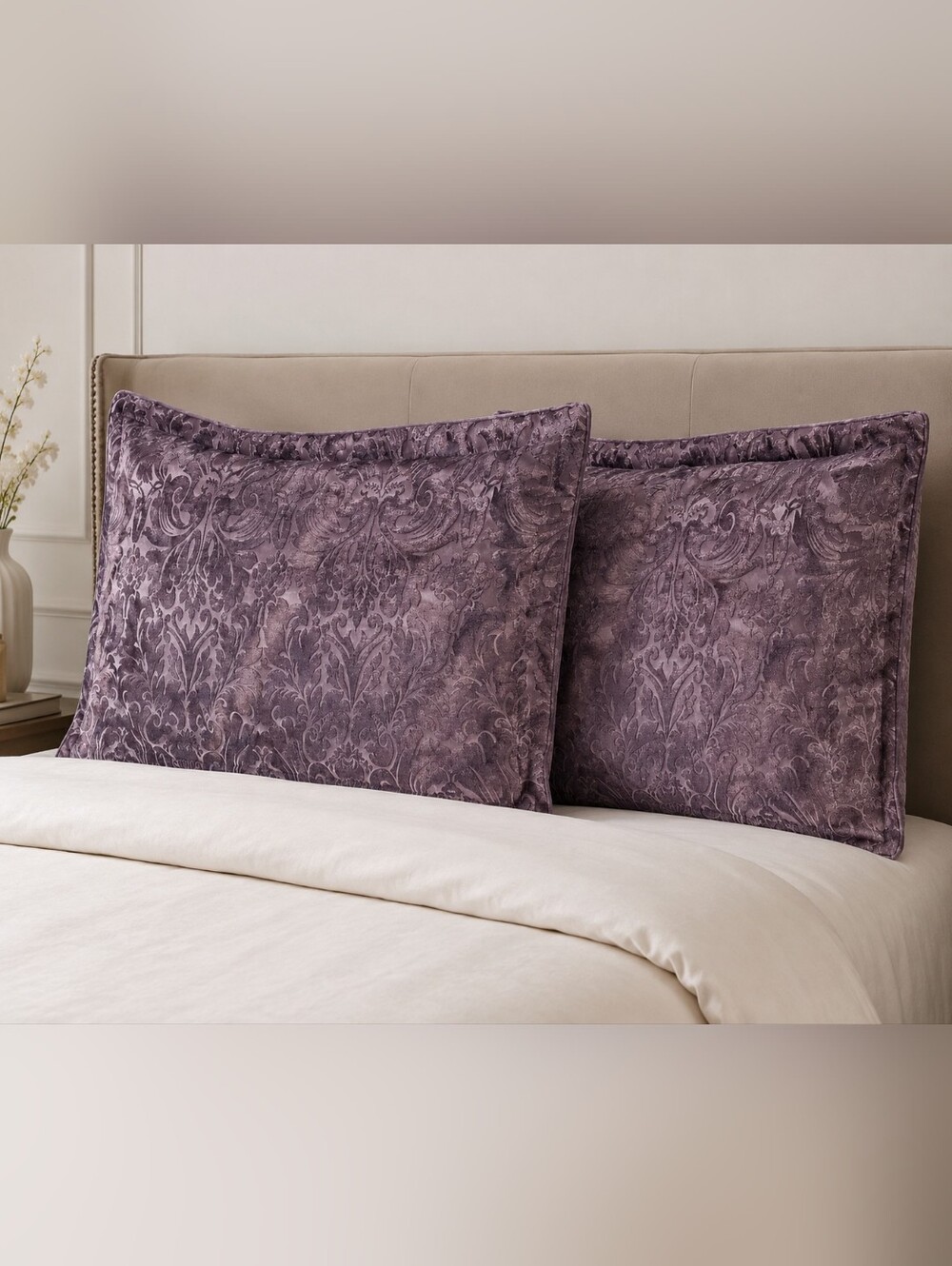 Royal Velvet Elegant Purple 2 King Size Shams.